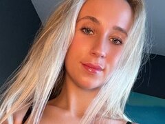 DesireJxo's Thumbnail
